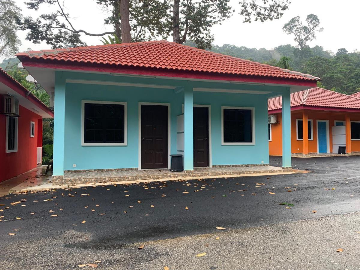 ホテルChalet Latip D'Ayer Itam Kampong Ayer Hitam  エクステリア 写真